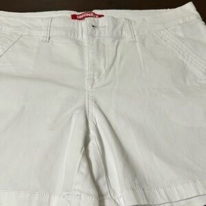 Unionbay white Short - Size 11